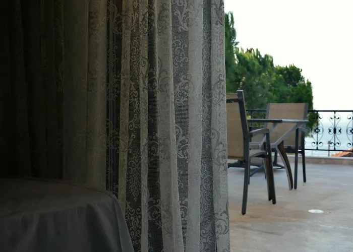 Ammos Luxury