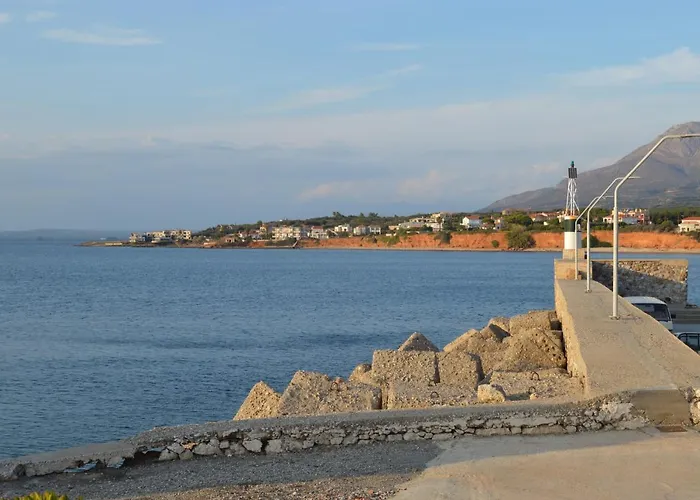 Ammos Luxury Apartahotel 4*